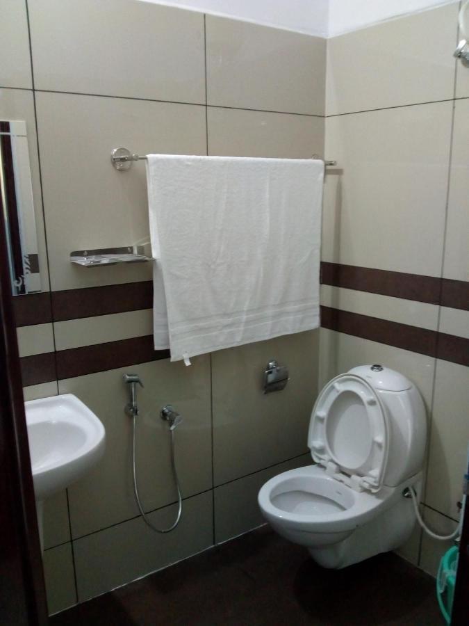 Zamaraya Bed & Breakfast Angamaly Bagian luar foto